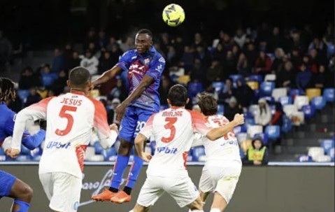 九游会官方平台 -包含今夜体能课后，金州勇士更衣室发声备战意大利杯，震撼外界，阵容厚度经受考验的词条